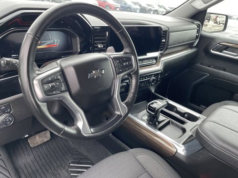 Certified 2024 Chevrolet Silverado 1500 RST image 9