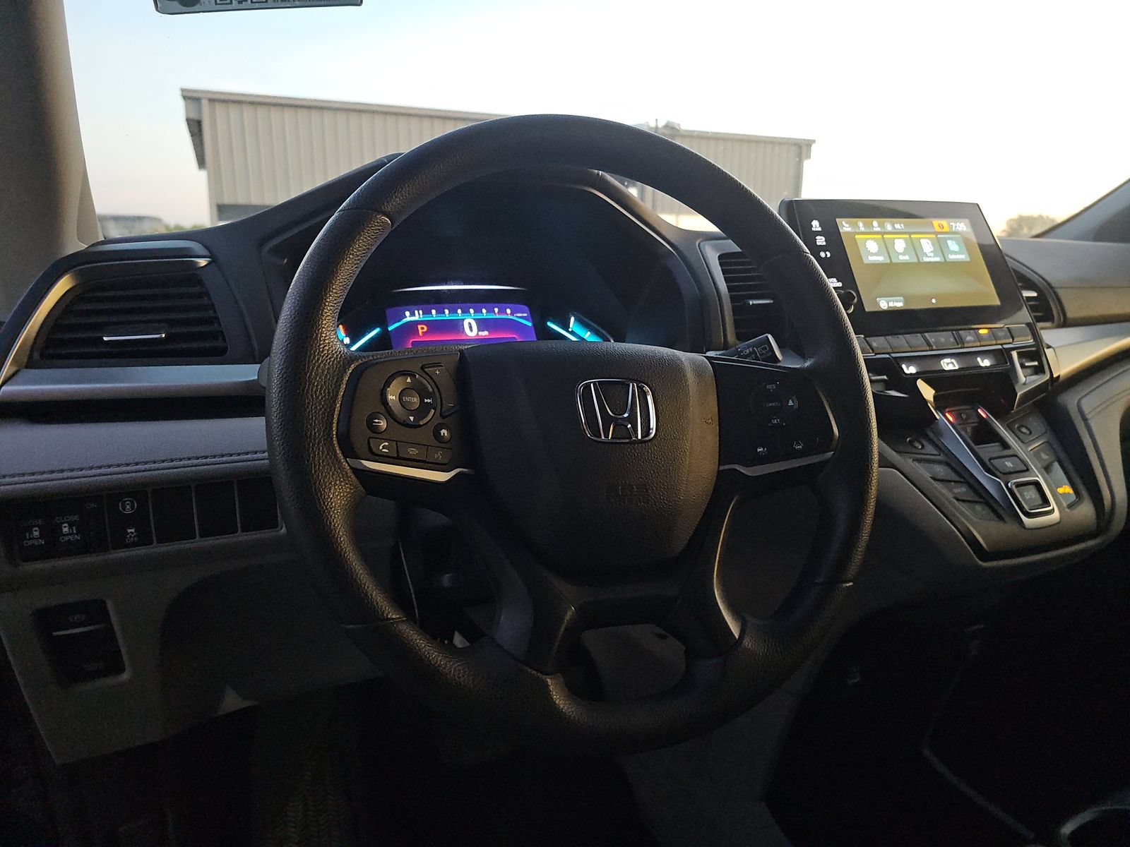 Used 2022 Honda Odyssey EX image 8