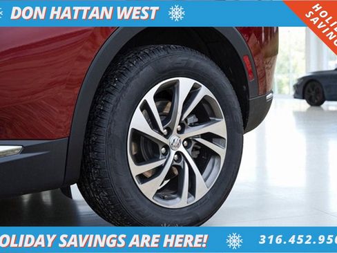 Used 2023 Buick Envision Essence image 40