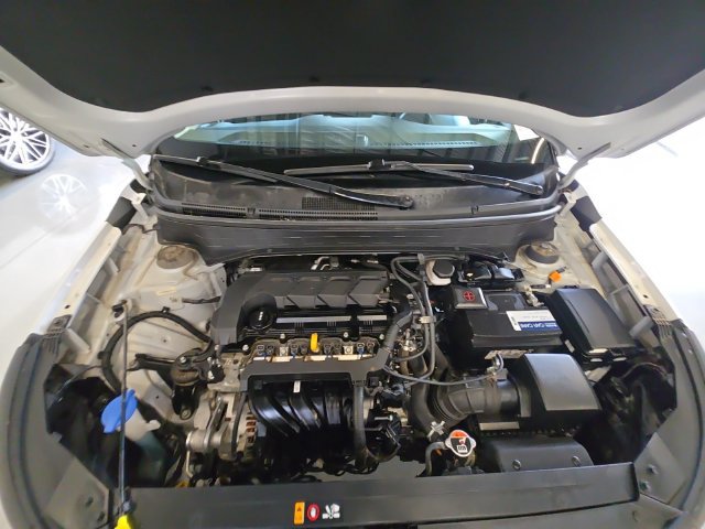 Used 2020 Hyundai Venue SE FWD image 24