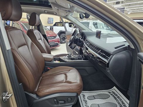 Used 2019 Audi Q7 3.0T Premium Plus w/ Premium Plus Package image 22