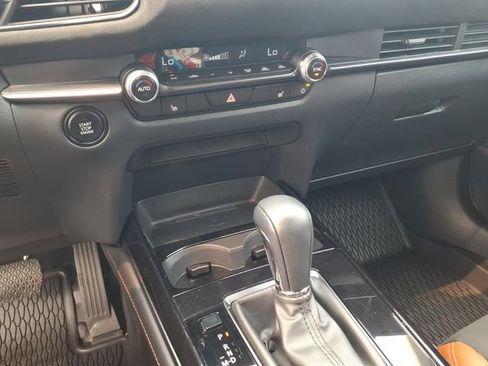 Certified 2025 MAZDA CX-30 Carbon AWD/4WD image 27