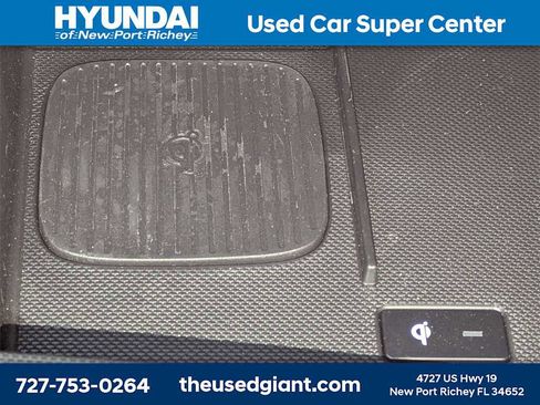 Used 2026 Hyundai Elantra Limited w/ Cargo Package image 26
