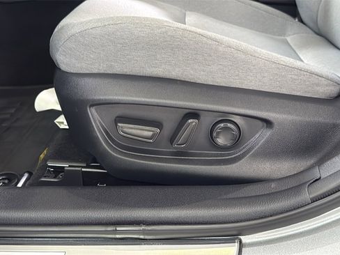 Certified 2025 Toyota Camry LE image 14