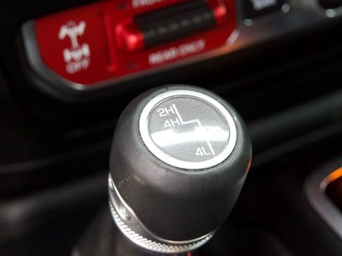 Used 2020 Jeep Wrangler Unlimited Rubicon AWD/4WD image 26