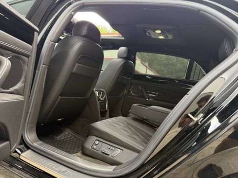 Used 2016 Bentley Flying Spur V8 AWD/4WD image 25