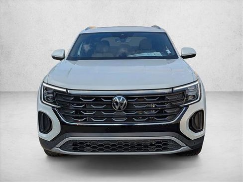 New 2026 Volkswagen Atlas Cross Sport SE image 2