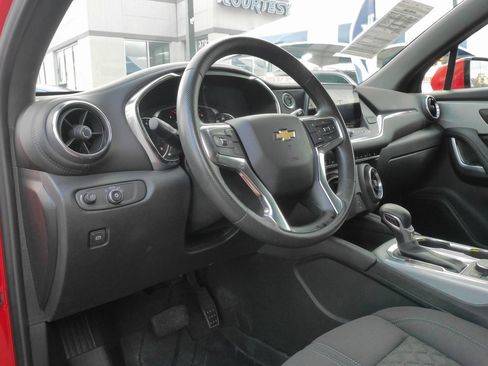Used 2022 Chevrolet Blazer LT image 23