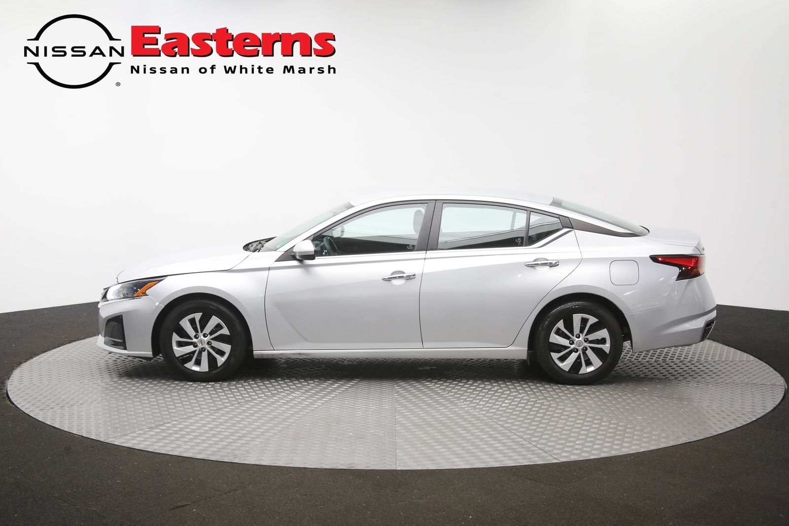 Used 2023 Nissan Altima 2.5 S FWD image 59