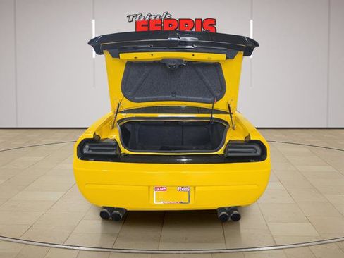 Used 2010 Dodge Challenger SRT8 w/ SRT Option Group II RWD image 9