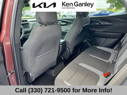 Used 2022 Chevrolet TrailBlazer LT FWD image 47