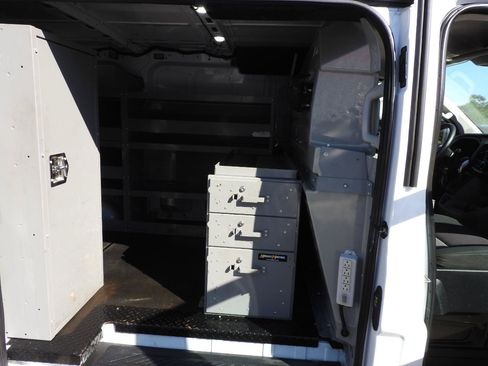 Used 2021 Ford Transit 250 Low Roof AWD image 8