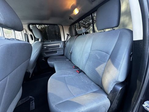 Used 2016 RAM 1500 Classic SLT w/ SLT Plus D￩cor Group image 15