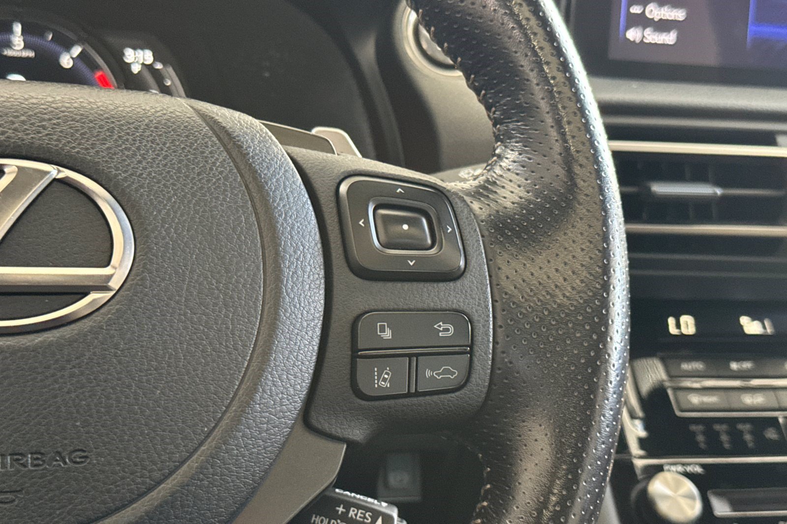 Used 2022 Lexus IS 350 F Sport w/ Navigation Package RWD image 30