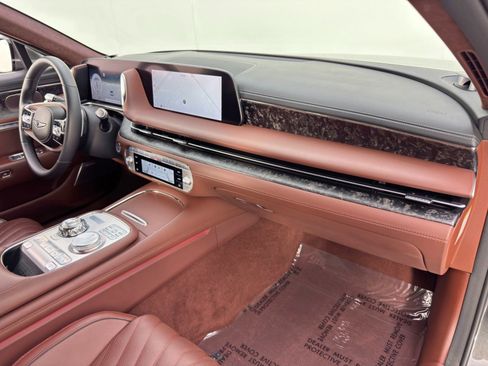 Used 2023 Genesis G90 3.5T image 14