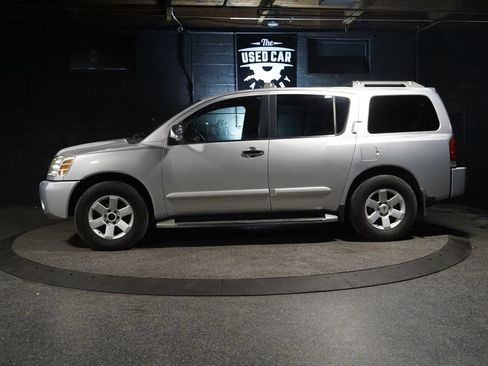 Used 2004 Nissan Armada LE w/ (DVD) Technology Pkg (LE) AWD/4WD image 3