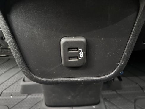 Certified 2021 Chevrolet Equinox LT image 35