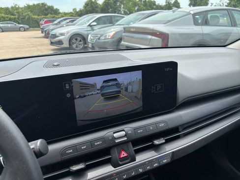 Used 2025 Kia K4 FWD image 22
