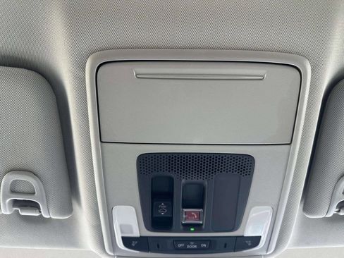 Used 2024 Honda Accord EX-L image 32