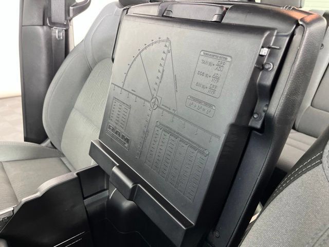 Used 2022 RAM 1500 Big Horn AWD/4WD image 33