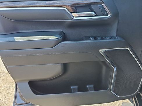 Used 2024 GMC Sierra 1500 SLE w/ X31 Off-Road Package AWD/4WD image 23