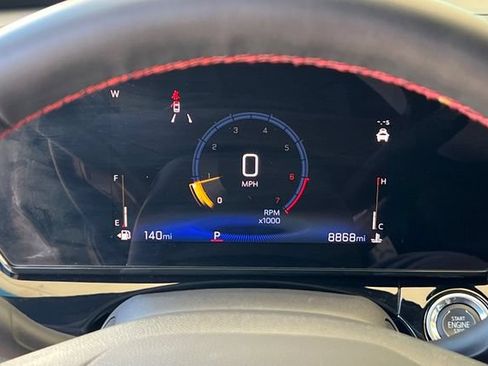 Used 2025 Chevrolet Trax RS w/ Driver Confidence Package FWD image 32