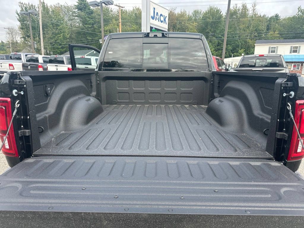New 2027 RAM 2500 Limited AWD/4WD image 26