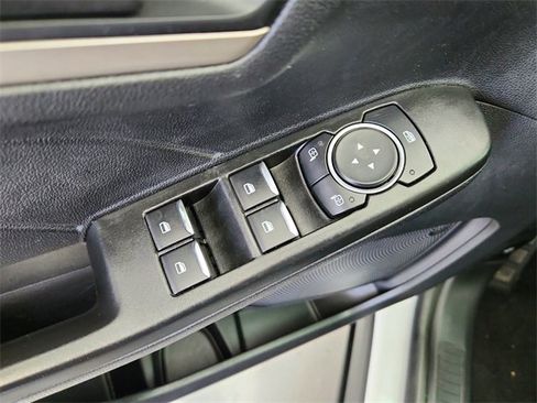 Used 2022 Ford Escape S image 21