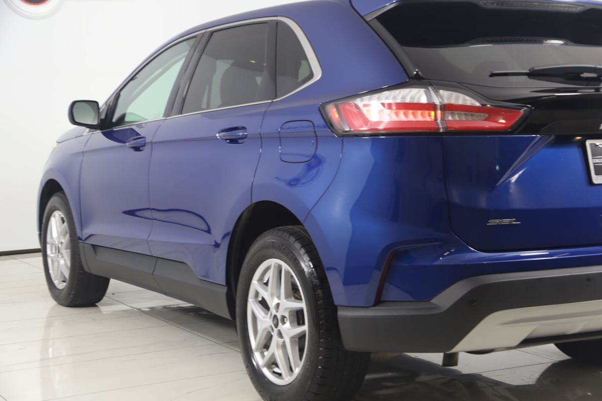 Used 2023 Ford Edge SEL w/ Convenience Package AWD/4WD image 21