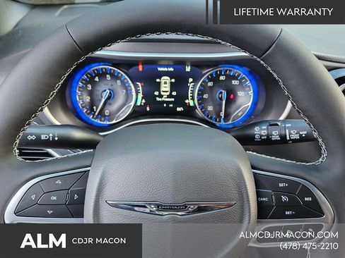 New 2026 Chrysler Pacifica Select FWD image 26