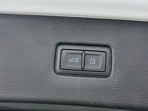 Used 2024 Audi Q7 2.0T Premium Plus AWD/4WD image 33