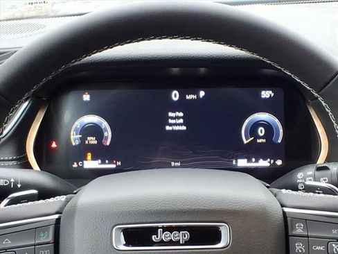 New 2025 Jeep Grand Cherokee Laredo X image 12