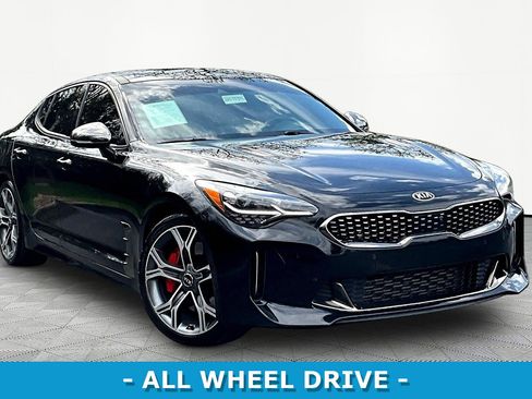 Used 2020 Kia Stinger GT2 image 3