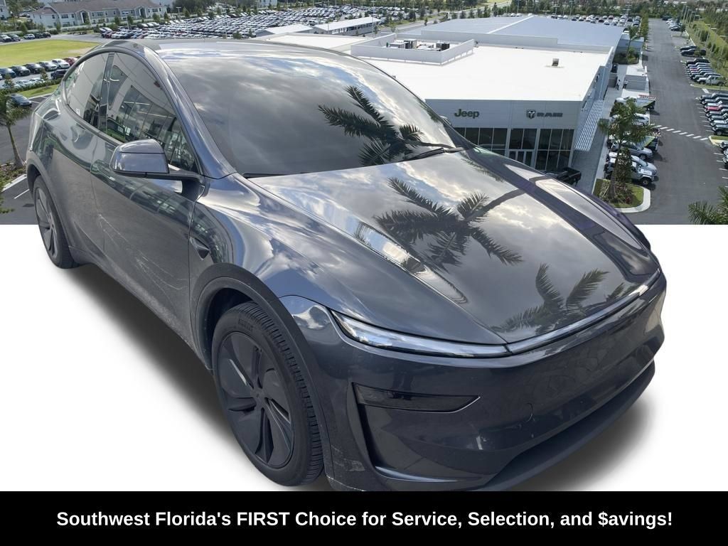 Used 2026 Tesla Model Y 2WD image 2