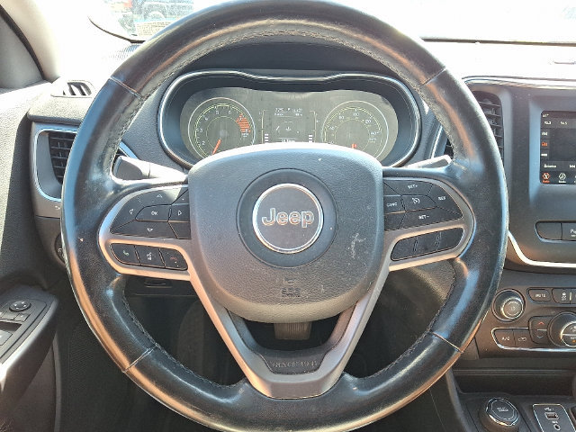 Used 2020 Jeep Cherokee Latitude Lux w/ Comfort/Convenience Group AWD/4WD image 18