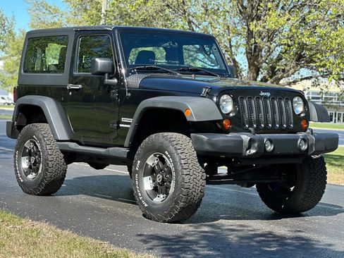 Used 2012 Jeep Wrangler Sport AWD/4WD image 2