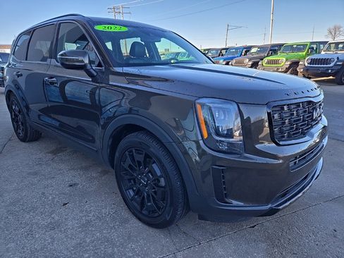 Used 2022 Kia Telluride EX w/ EX Premium Package image 11