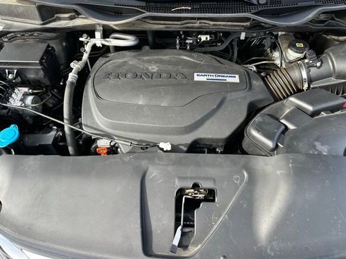 Used 2019 Honda Odyssey EX image 12