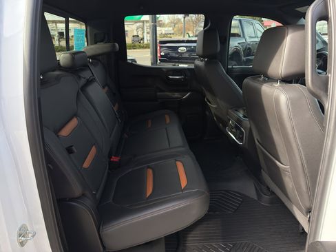 Used 2020 GMC Sierra 1500 AT4 w/ AT4 Premium Package image 11