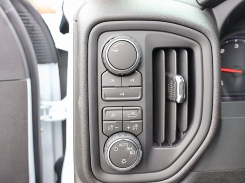 New 2026 Chevrolet Silverado 3500 W/T image 13