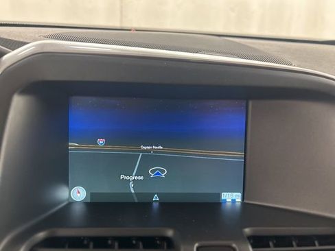 Used 2016 Volvo XC60 T5 Platinum w/ Climate Package image 17