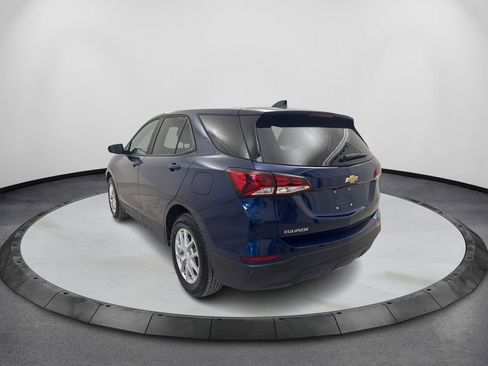 Used 2022 Chevrolet Equinox LS image 7