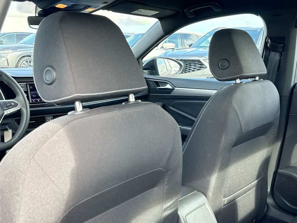 Certified 2023 Volkswagen Jetta Sport FWD image 23
