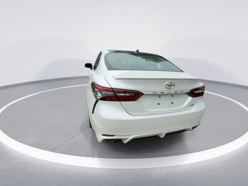 Used 2024 Toyota Camry XSE FWD image 6