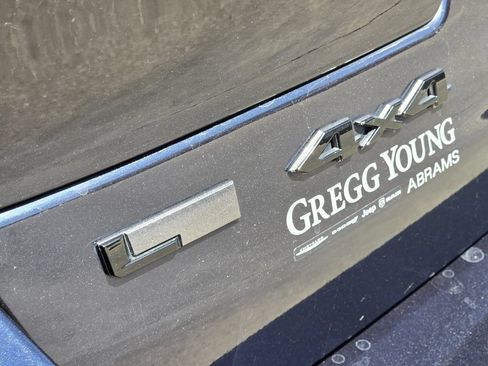 Used 2023 Jeep Grand Cherokee L Summit AWD/4WD image 15
