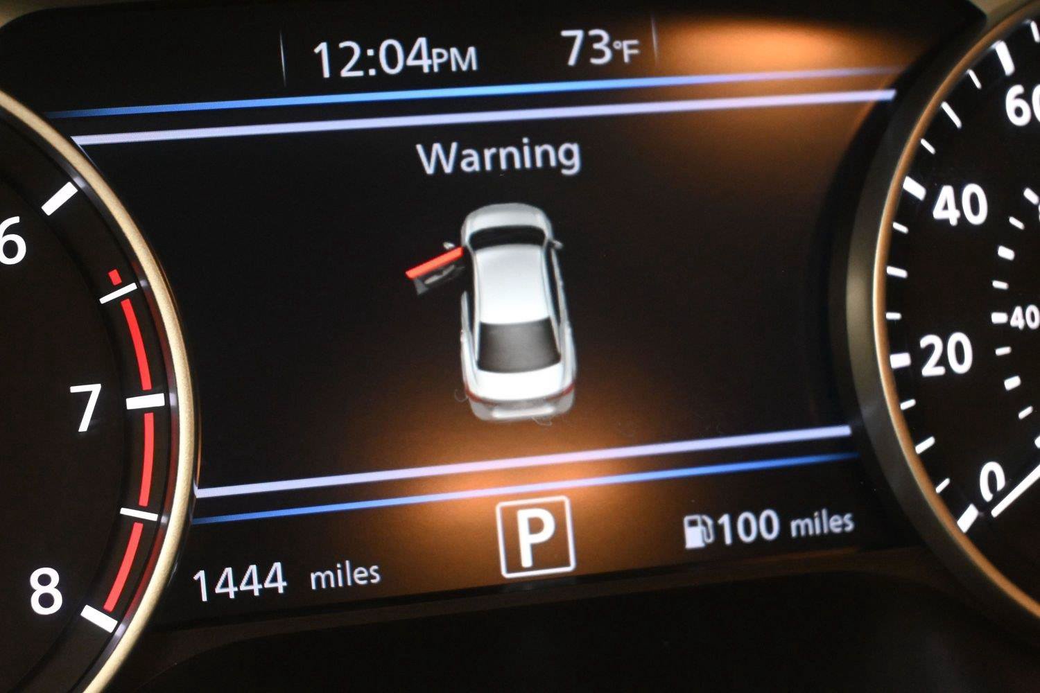 Used 2024 Nissan Sentra SV FWD image 3
