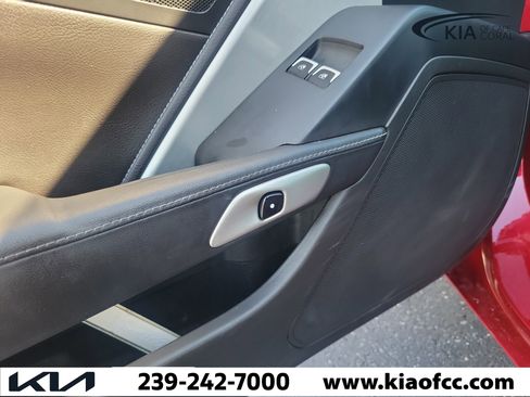Used 2015 Chevrolet Corvette Stingray Coupe RWD image 12