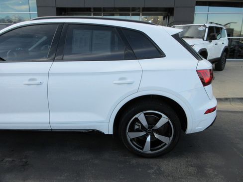 Used 2023 Audi Q5 2.0T Premium Plus w/ Premium Plus Package image 5