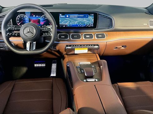 New 2026 Mercedes-Benz GLS 450 4MATIC image 7