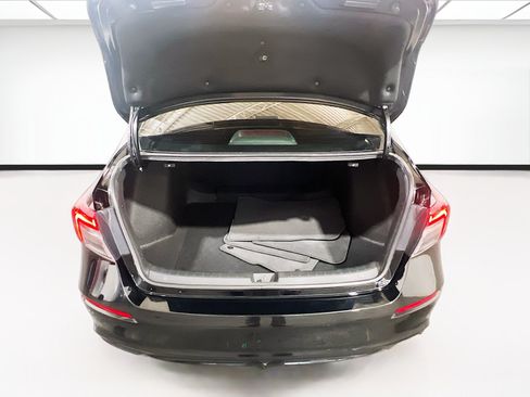 Used 2025 Honda Civic Sport image 17